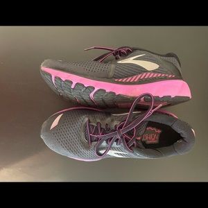 BROOKS Adrenaline 20s